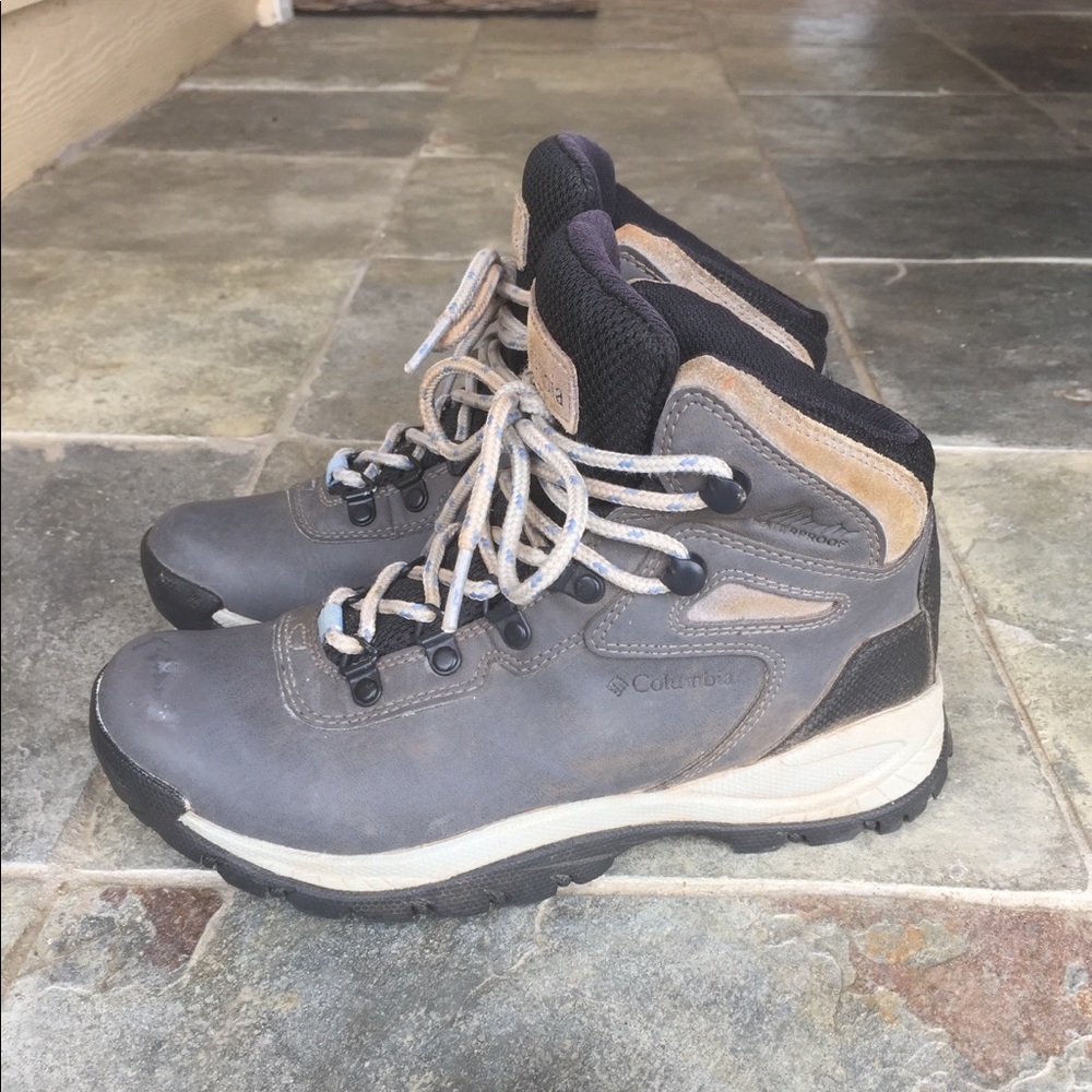 Columbia hiking boots
